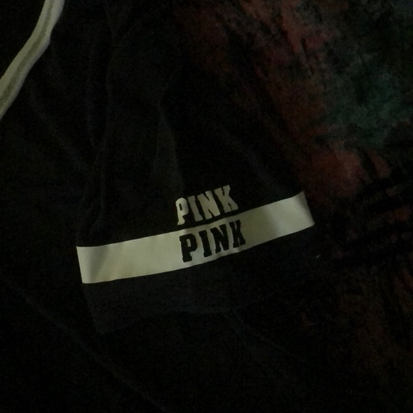 PINK V-neck tee Small - Picture 5 of 5